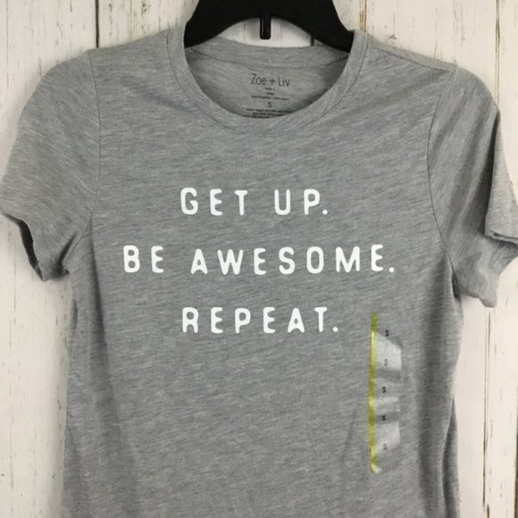 Zoe & Liv Gray Short Sleeve Top - Picture 4 of 5